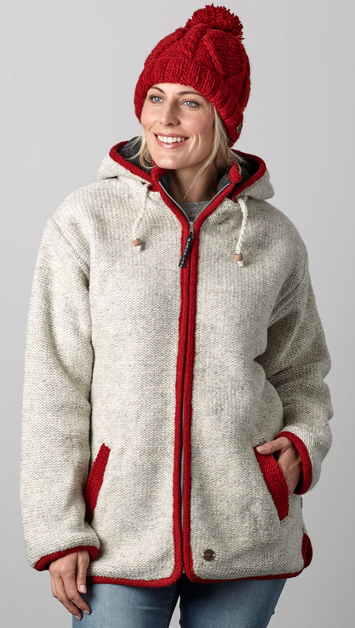 Pure wool - detachable hood - contrast trim - pale grey/red | Black Yak