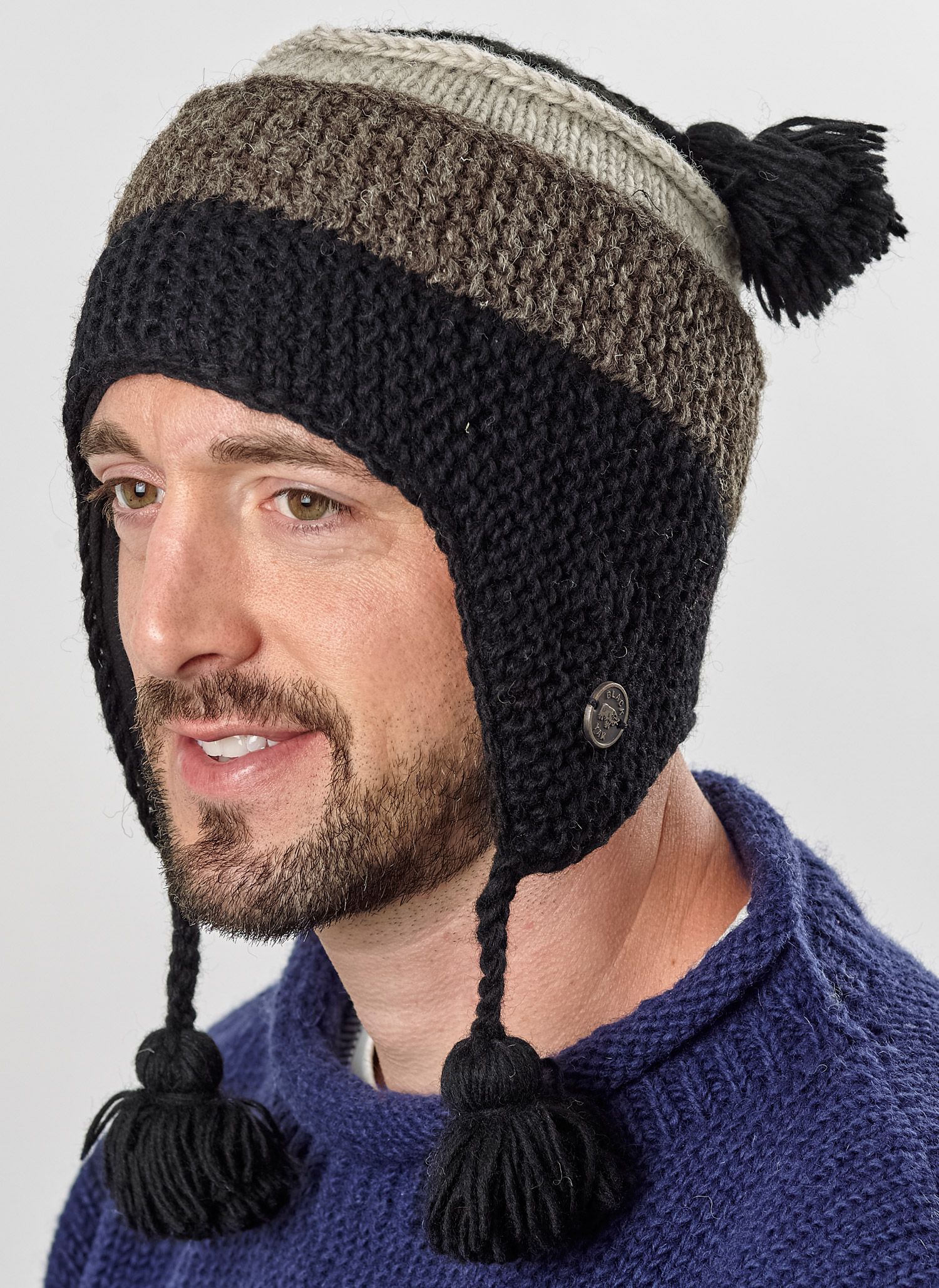 Download Pure wool - half fleece lined - snowboarder - striped hat ...