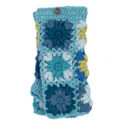 Fleece lined - crochet wristwarmers - eau de nil